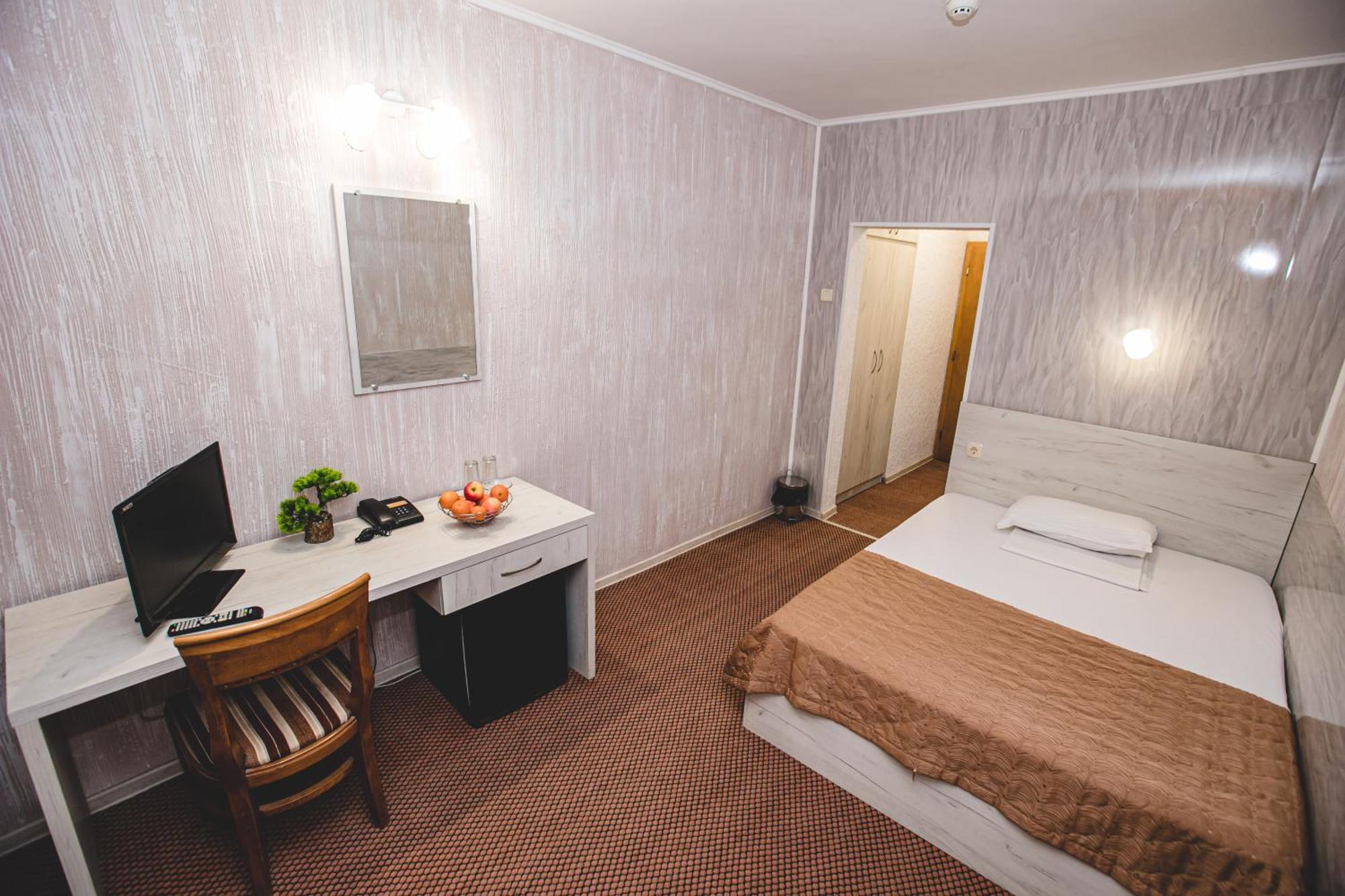 Rodopi Hotel Haskovo Extérieur photo