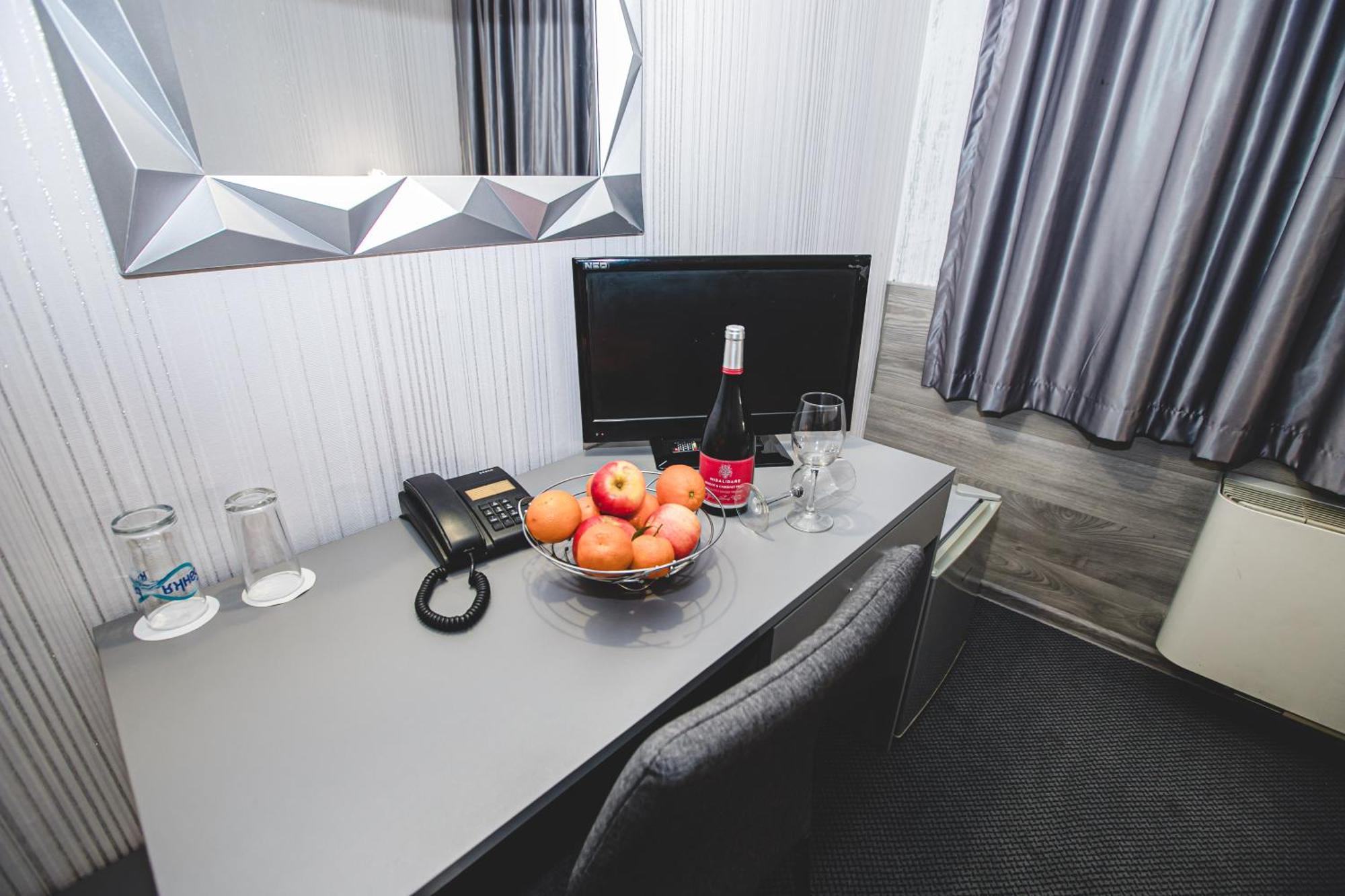 Rodopi Hotel Haskovo Extérieur photo
