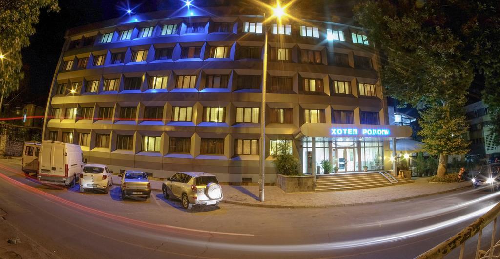 Rodopi Hotel Haskovo Extérieur photo